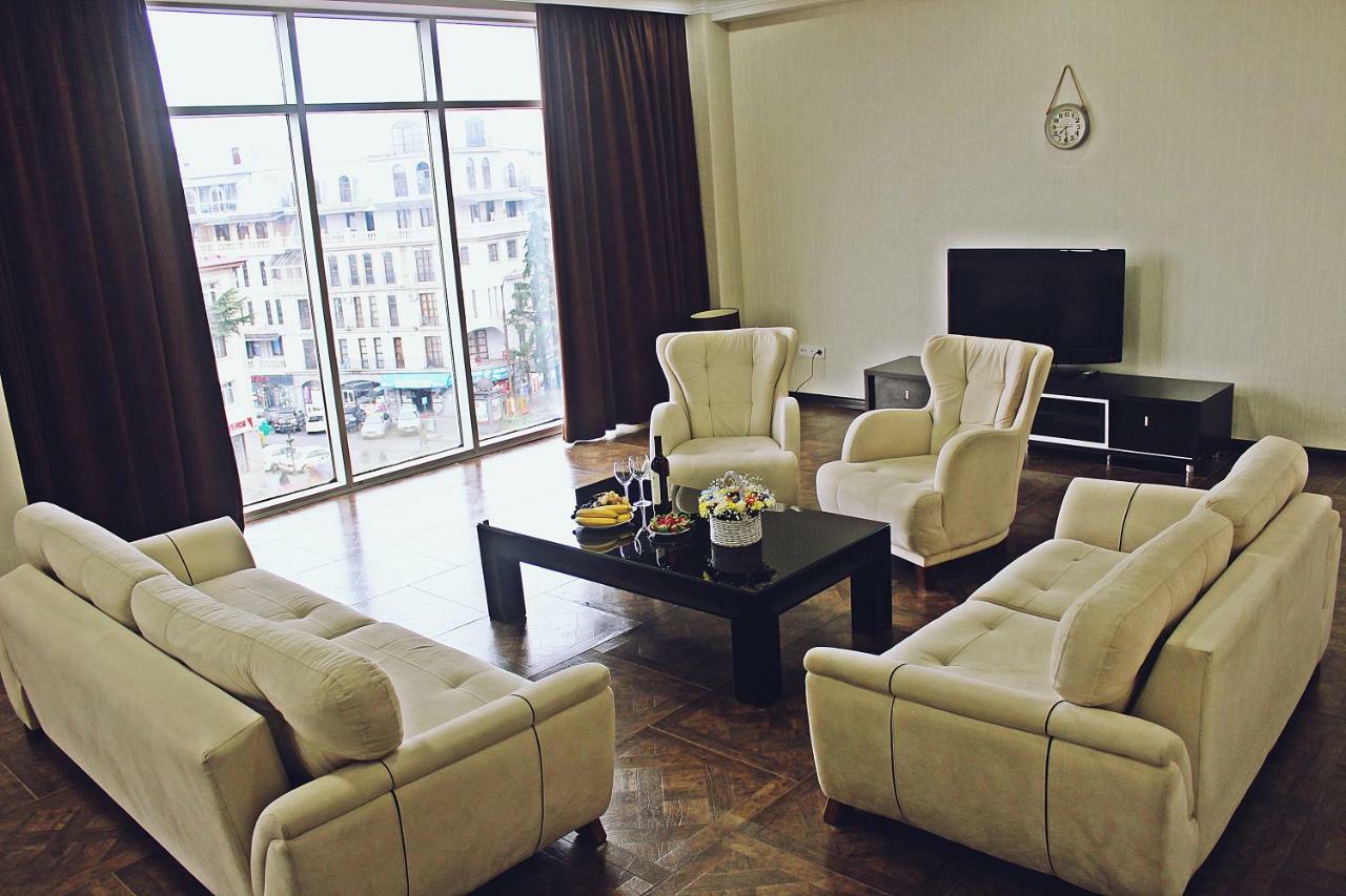 Mardi Plaza Hotel Батумі Екстер'єр фото