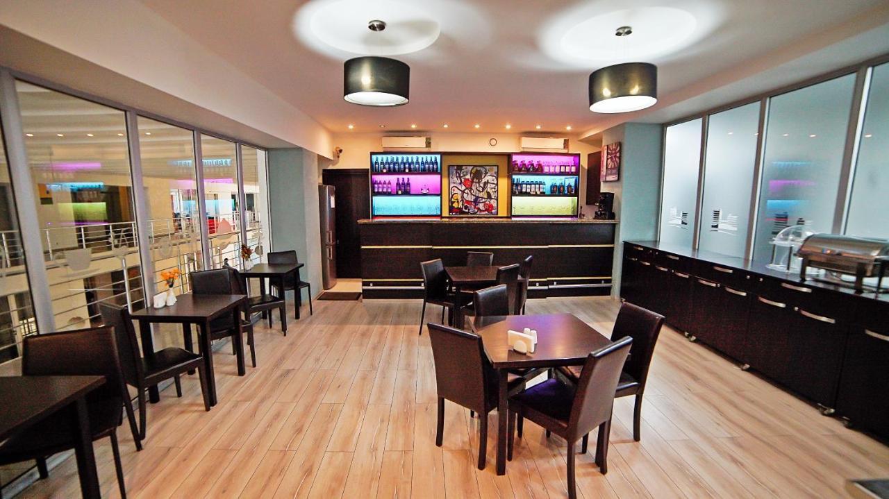 Mardi Plaza Hotel Батумі Екстер'єр фото