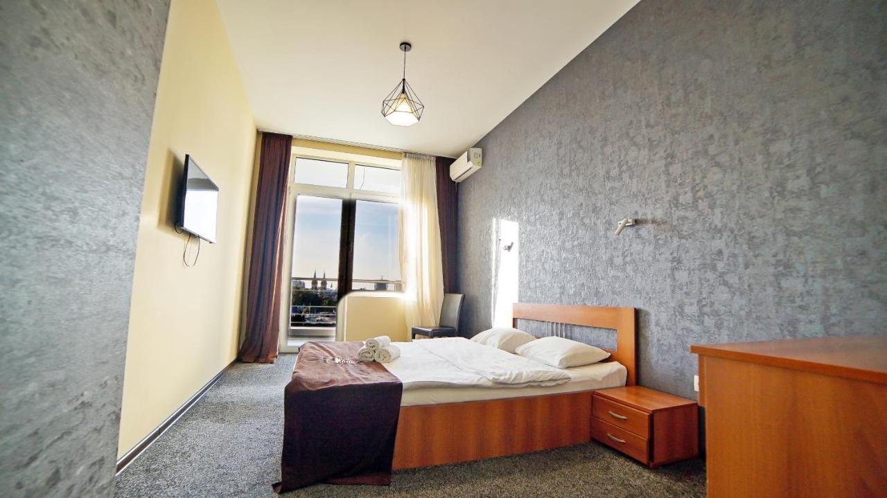 Mardi Plaza Hotel Батумі Екстер'єр фото