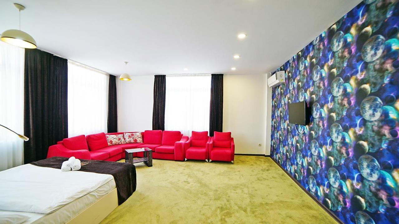 Mardi Plaza Hotel Батумі Екстер'єр фото