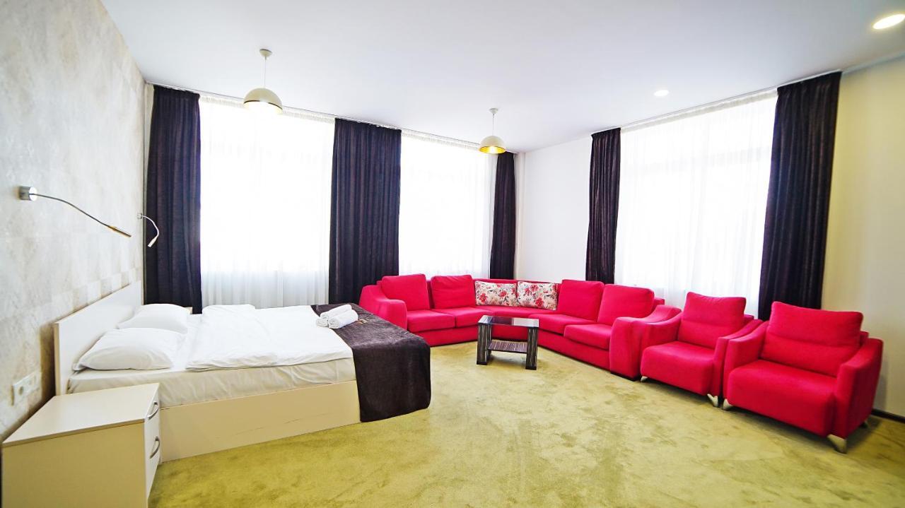 Mardi Plaza Hotel Батумі Екстер'єр фото