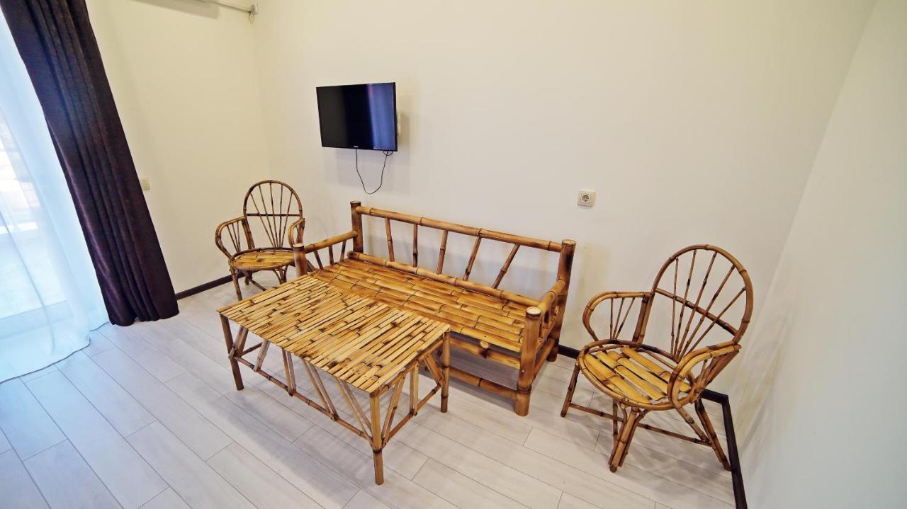 Mardi Plaza Hotel Батумі Екстер'єр фото