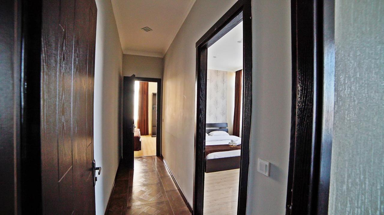 Mardi Plaza Hotel Батумі Екстер'єр фото