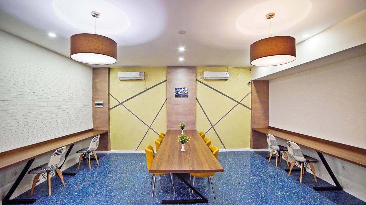 Mardi Plaza Hotel Батумі Екстер'єр фото